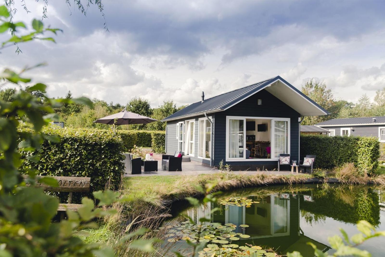 Vakantiepark Hoelte Rijssen Bagian luar foto